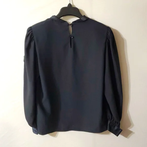 Vintage Nilani Black Long Sleeve Satin Blouse with Beaded Bows Sz 2 - Picture 6 of 12